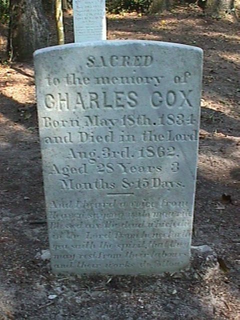 charles grave.jpg (100674 bytes)